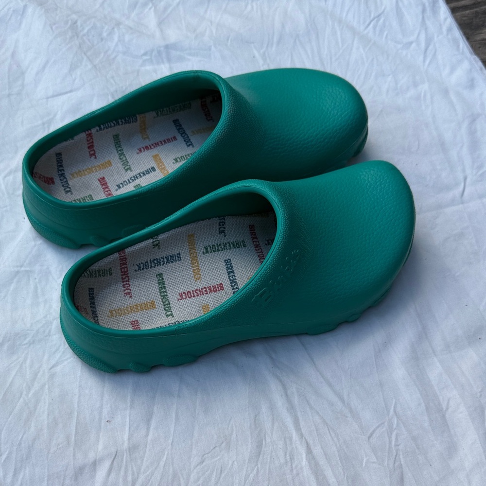 Unisex Teal Slip-On Comfort Clogs
